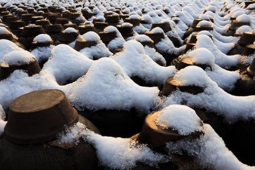 揭秘江湖法术，上刀山、不灭神灯、油炸恶鬼、雪中暖酒等